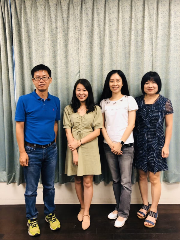 口試與口試委員合影